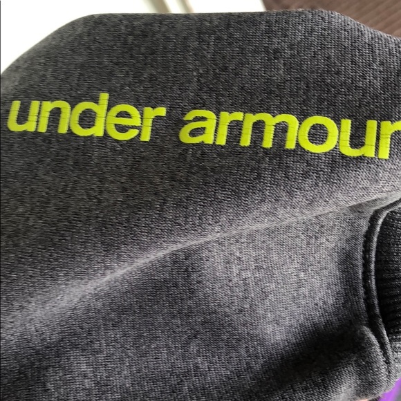Under armor heather gray with lime green branding - Picture 3 of 5